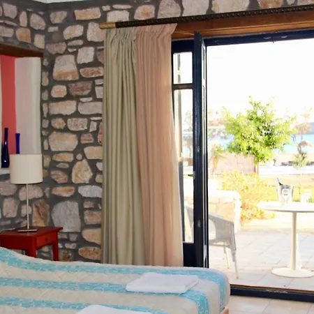 Ξενοδοχείο Porto Paradiso *